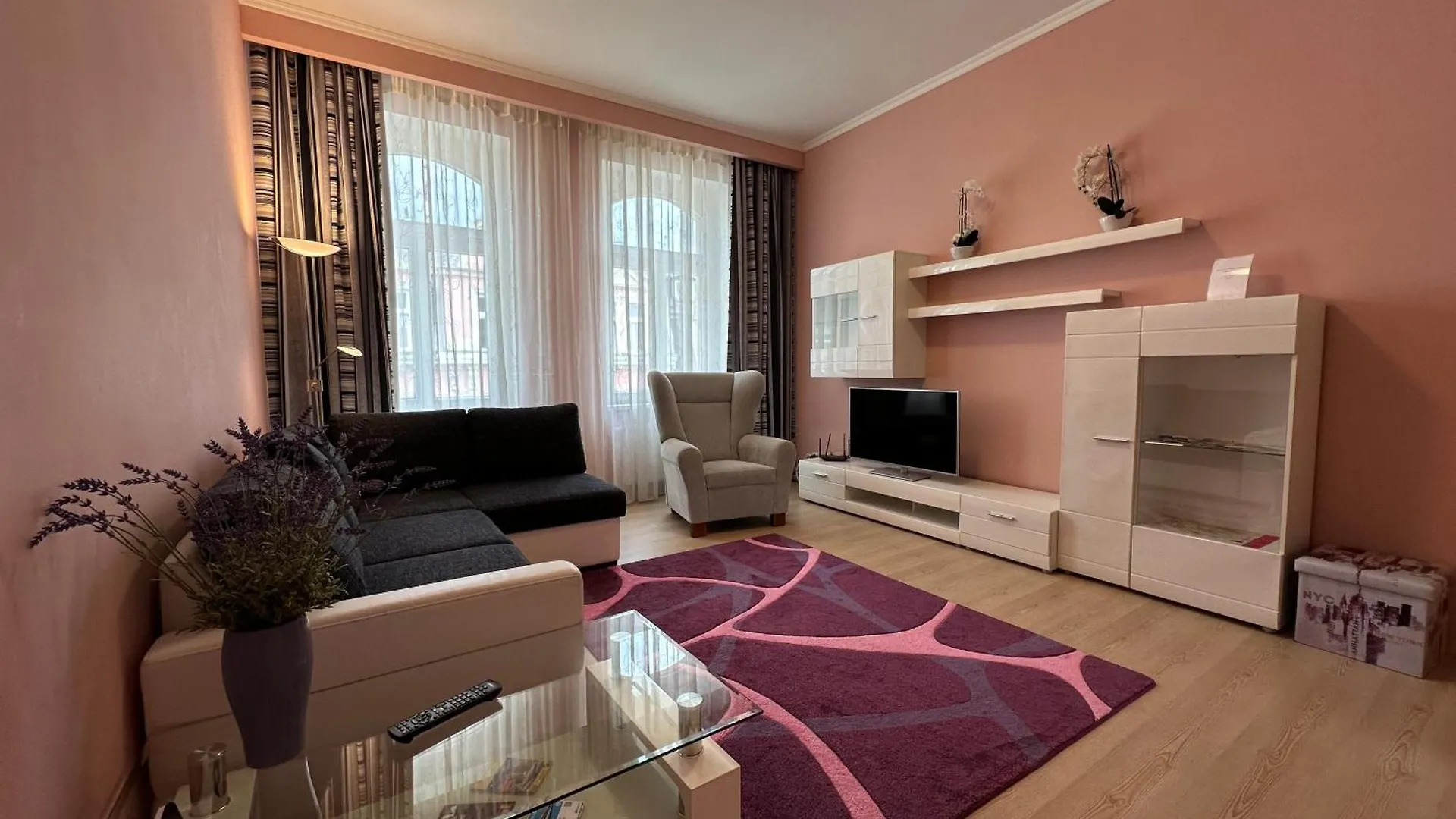 Apartment Zeyerova4 KLV República Checa